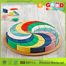 2015 Chine Factory Nouveaux développeurs Toy Puzzle Kids Lovely Wooden Block Puzzle Wholesale